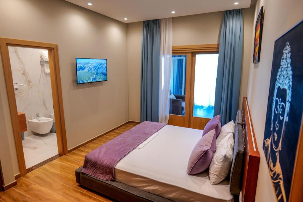 King Suite at 6 Milje Hotel